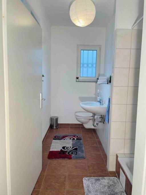 Schoenes Bungalow, Check-In Kontaktlos, Zentral Duisburg Bagian luar foto